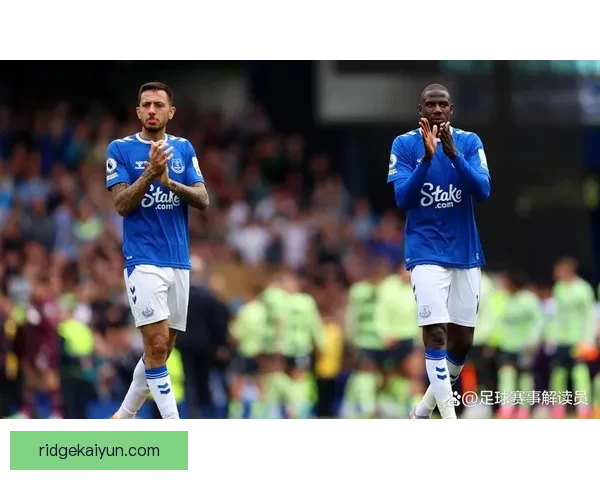 埃弗顿中场表现研究