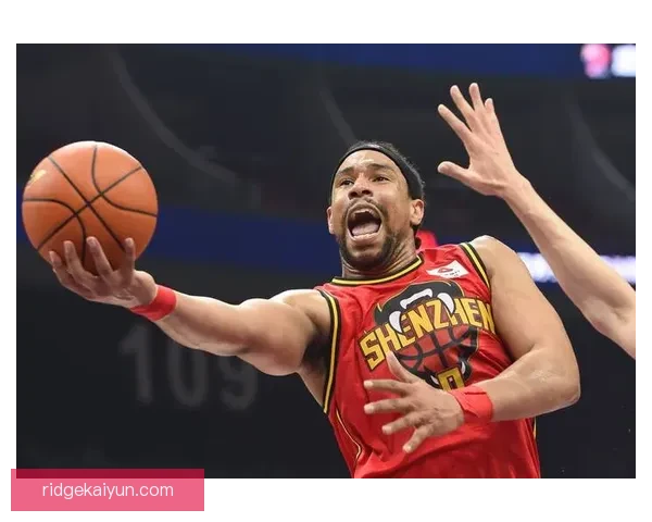 莱奥在近期比赛中表现稳健，持续提升球队竞争力。